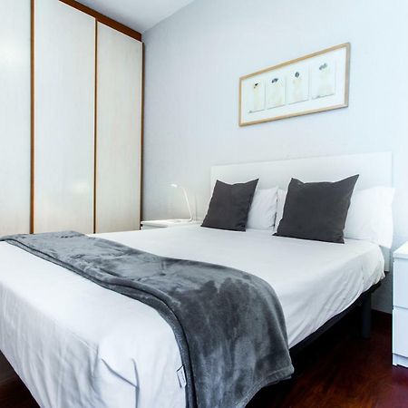 Friendly Rentals Rambla Flower Barcelona Exterior photo